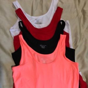 4 Women’s tanks assorted colors